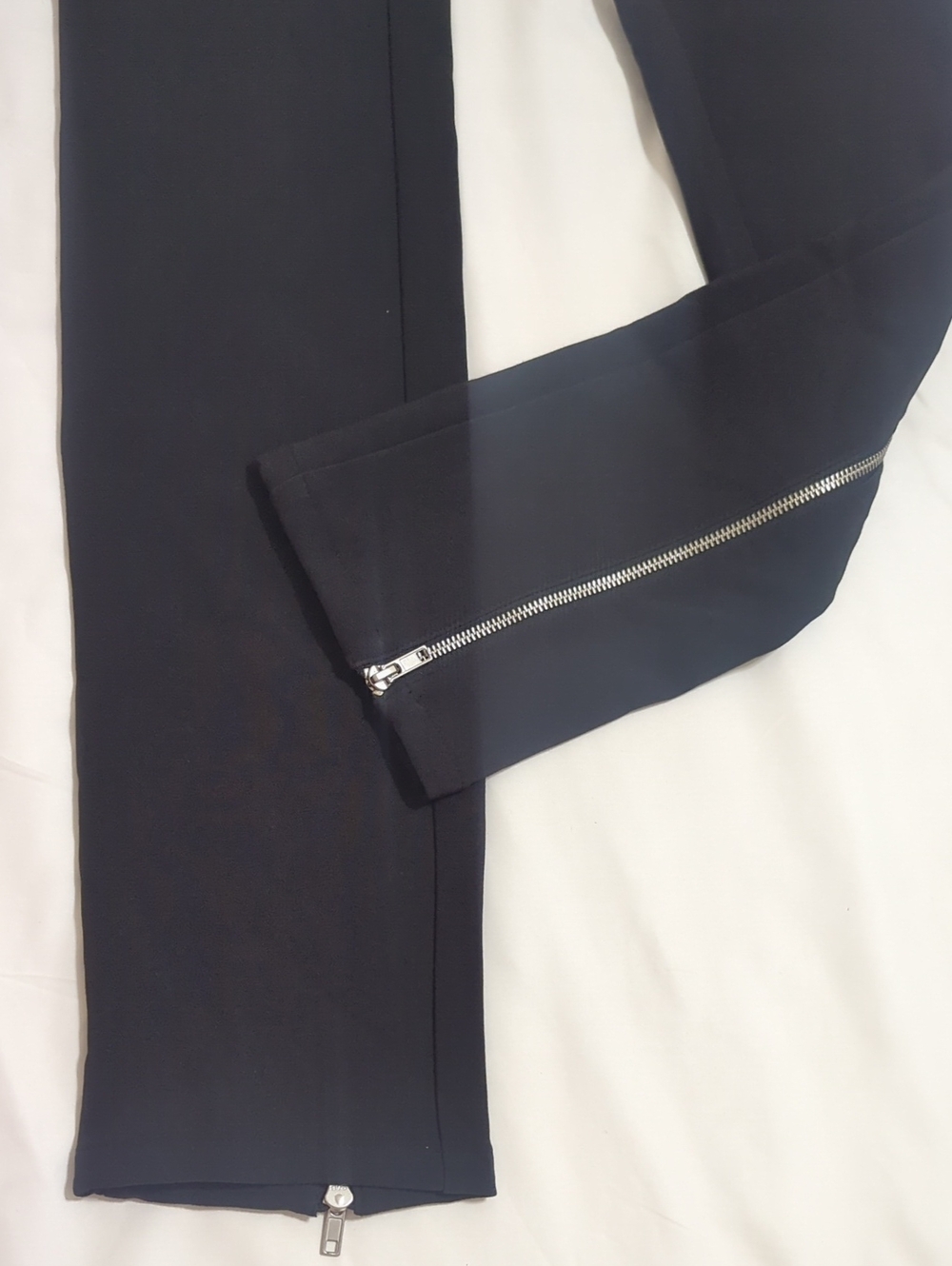 NWT Urban Outfitters Nyx Zip-Hem Pant, Color Black Size S/P - Picture 7 of 15
